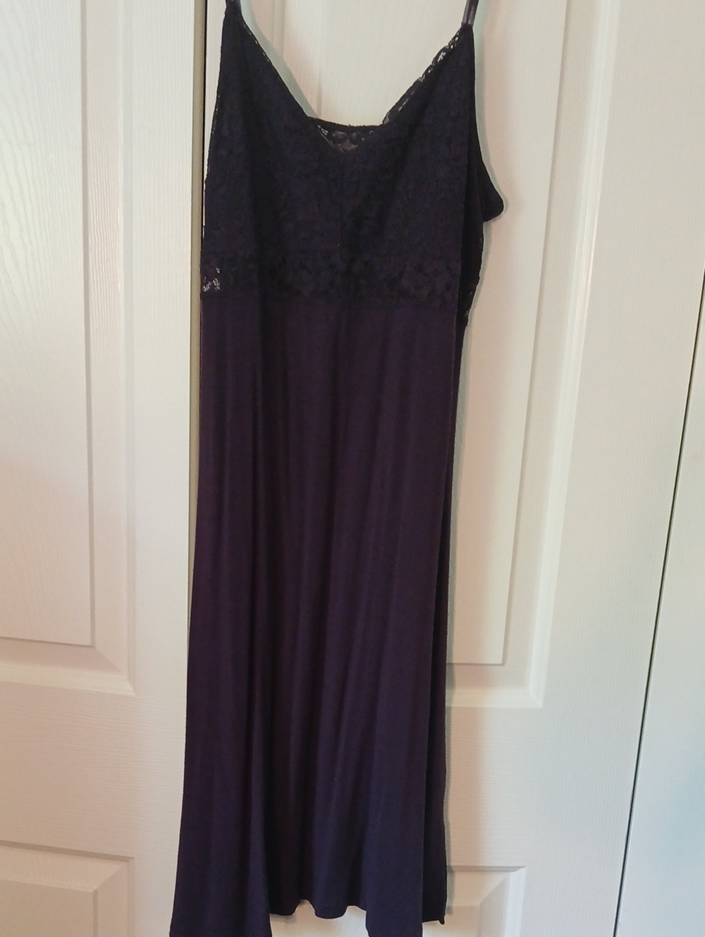 Tahari Purple Lace Bodice Nitegown